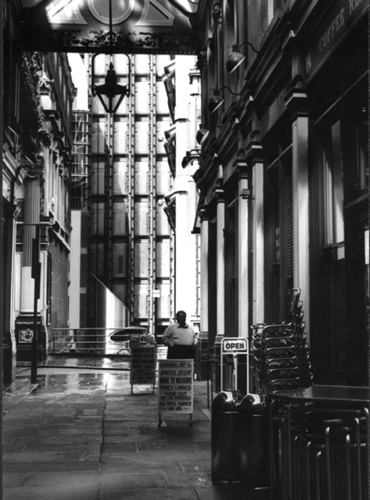 the loyd's building in the backgroung