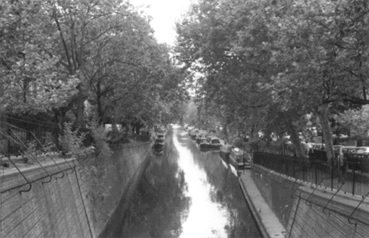 view form a nice tea saloon overlooking Regent's canal London